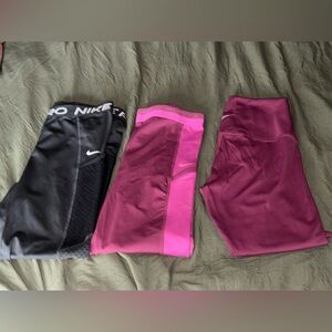 Nike leggings size medium